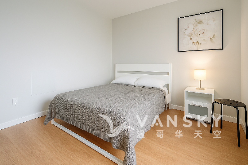 251009143115_26_1446_Modern Cozy Bedroom_remix_01k63zrwwxeb398p91nvg82hmk.png